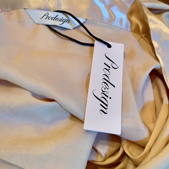 💕PRODESIGN Satin Kimono Robe with Ostrich Feather Trim💕 NWT - Picture 7 of 13